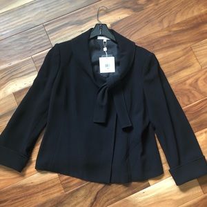 NWT Ellen Tracy for Bloomingdales Blazer!!